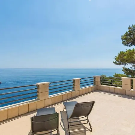 Big Blue Апартаменты