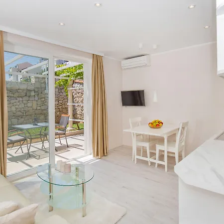 Big Blue Апартаменты *