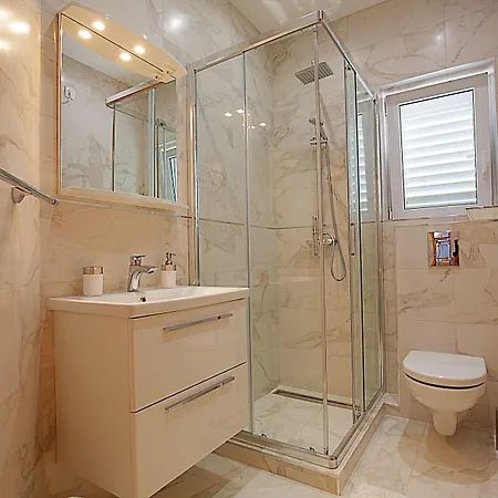 Big Blue Апартаменты